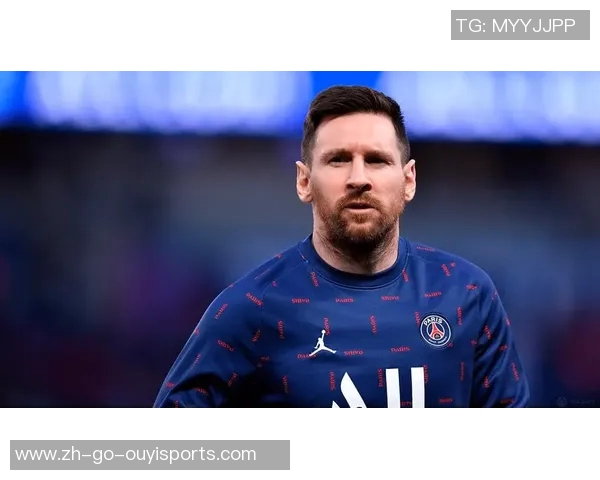 留爆炸头的足球球星是谁 他因独特发型和技术征服全球球迷